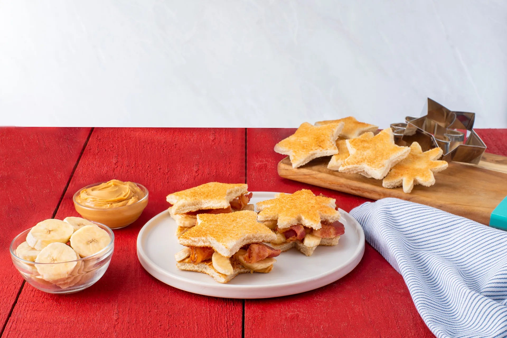 Peanut Butter, Banana And Bacon Sandwich Dipped In Honey